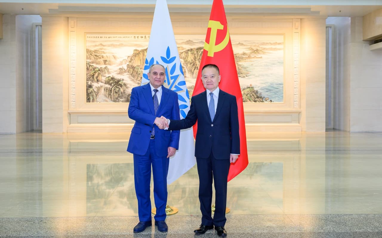 YAP ilə Çin Kommunist Partiyası arasında əməkdaşlıq məsələləri müzakirə olundu