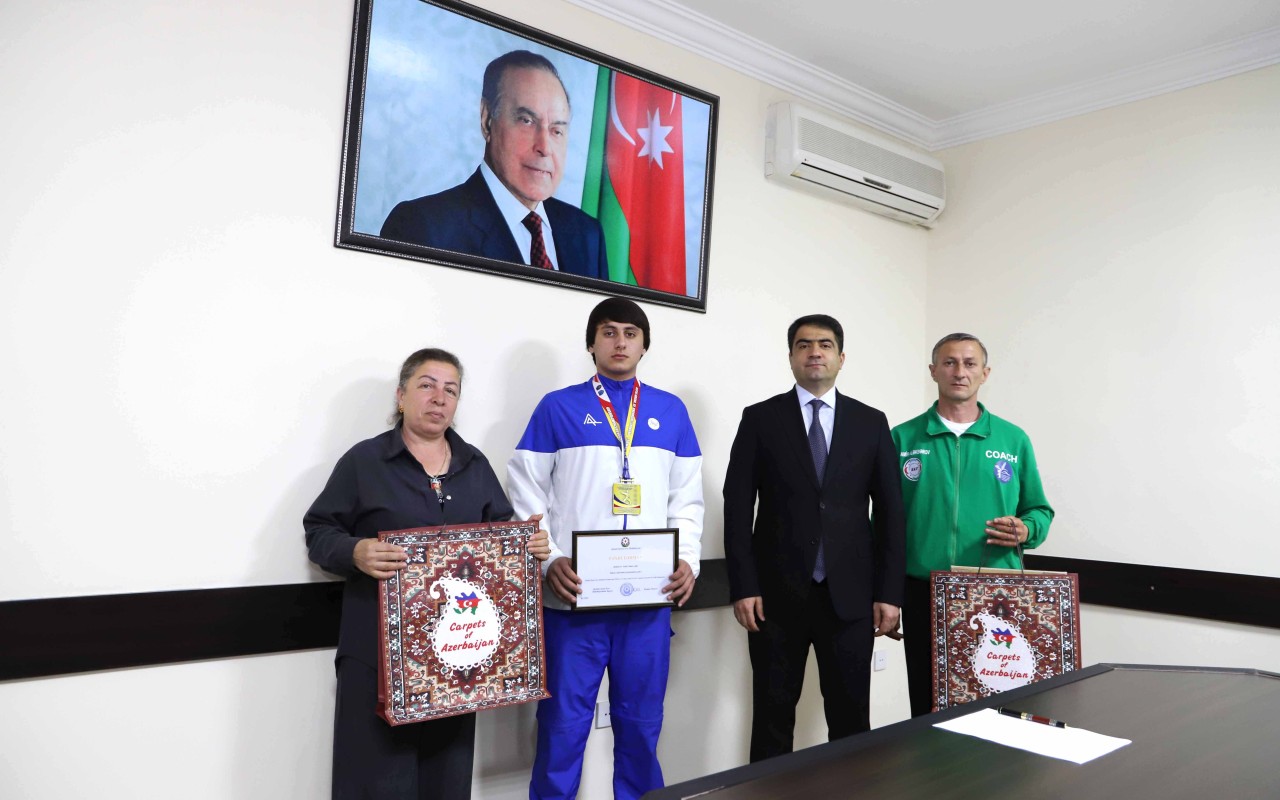 Seymur Orucov Avropa çempionu ilə görüşdü -