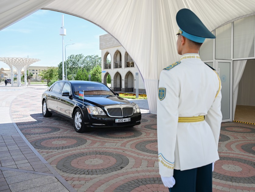Liderlər Türküstanda bir sıra mədəni məkanlarla tanış oldular - FOTOLAR