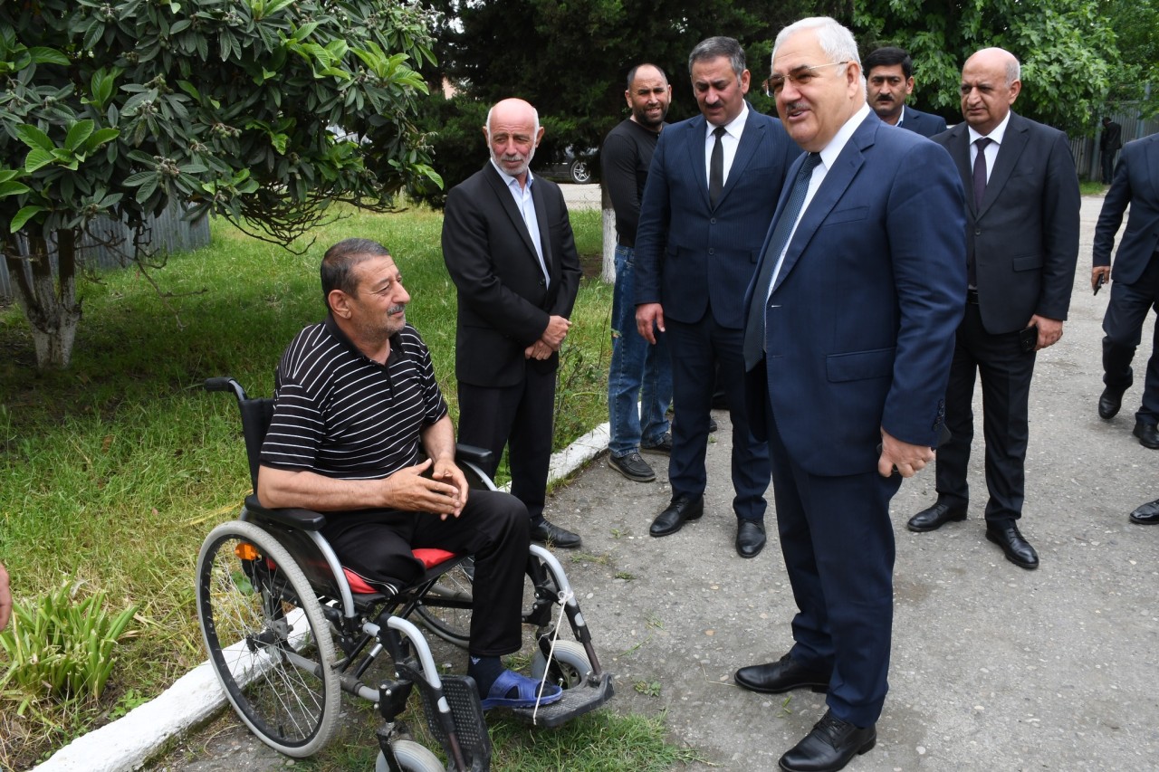 Vaqif Həsənov Səfərli qəsəbəsində səyyar qəbul keçirdi - FOTOLAR