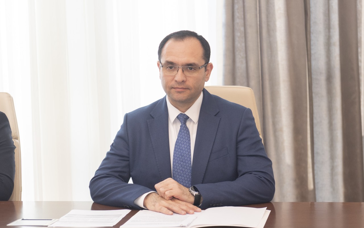 Nazir Pakistan rəsmisi ilə bu məsələləri müzakirə etdi -
