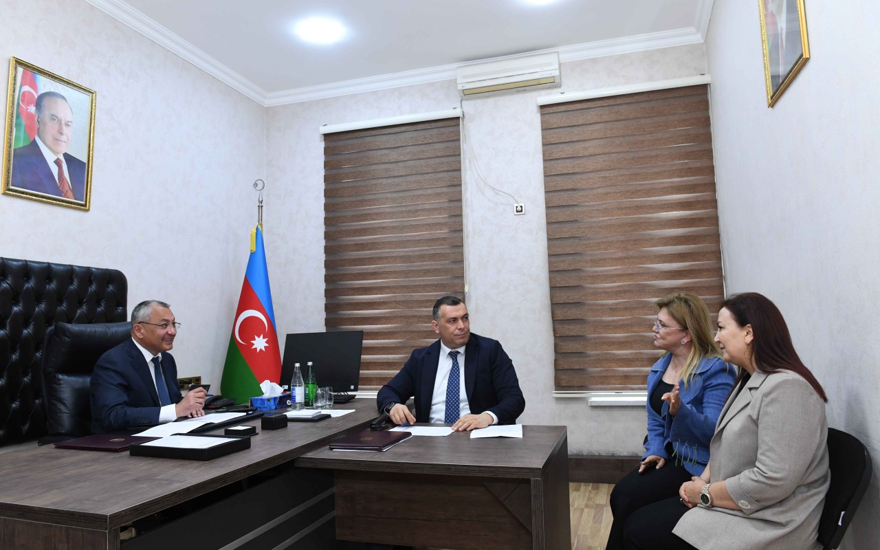 Rövşən Rzayev vətəndaşların növbəti qəbulunu keçirdi -