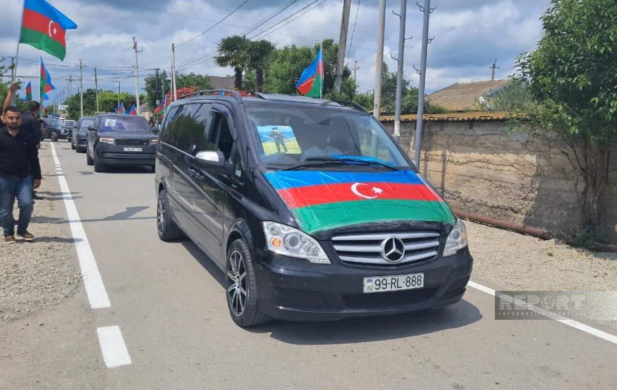 Şəhid Rəşadət Piriyevlə vida mərasimi keçirildi - FOTOLAR