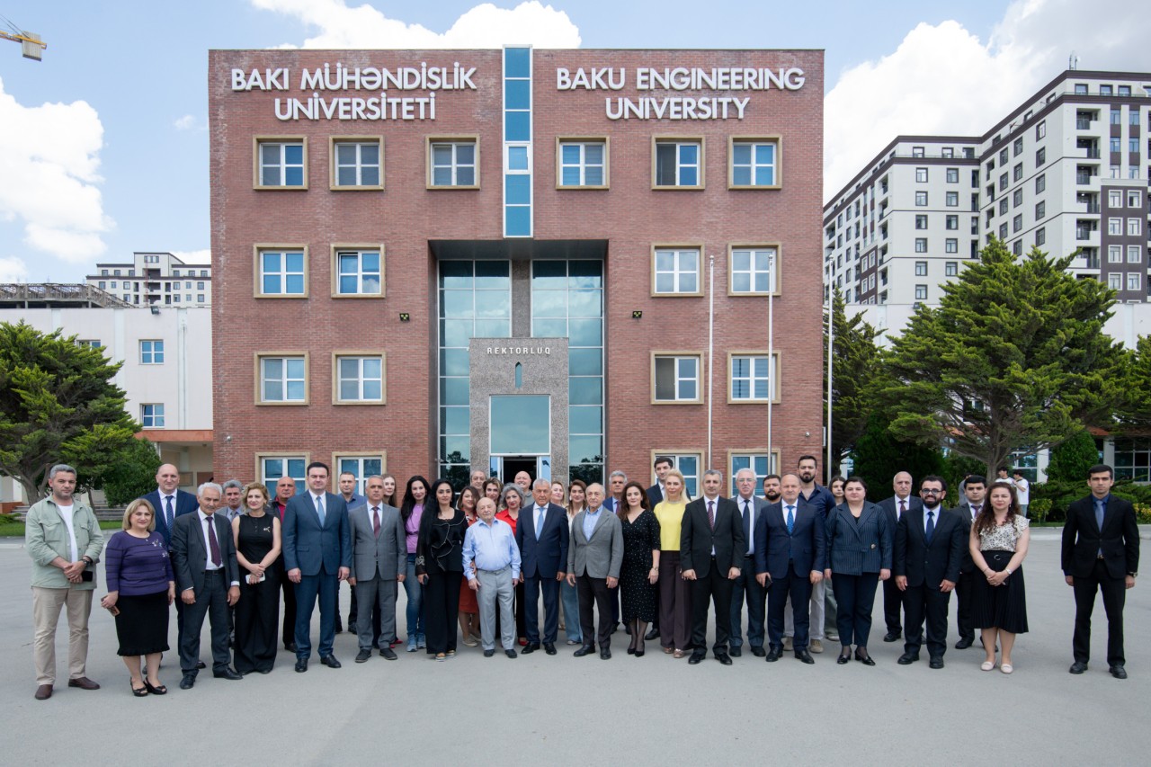 BMU-da Ömər Eldarovun yaradıcılığına həsr olunmuş sərgi keçirilib - FOTOLAR