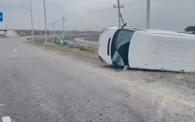 Sumqayıtda yük maşınları toqquşdu