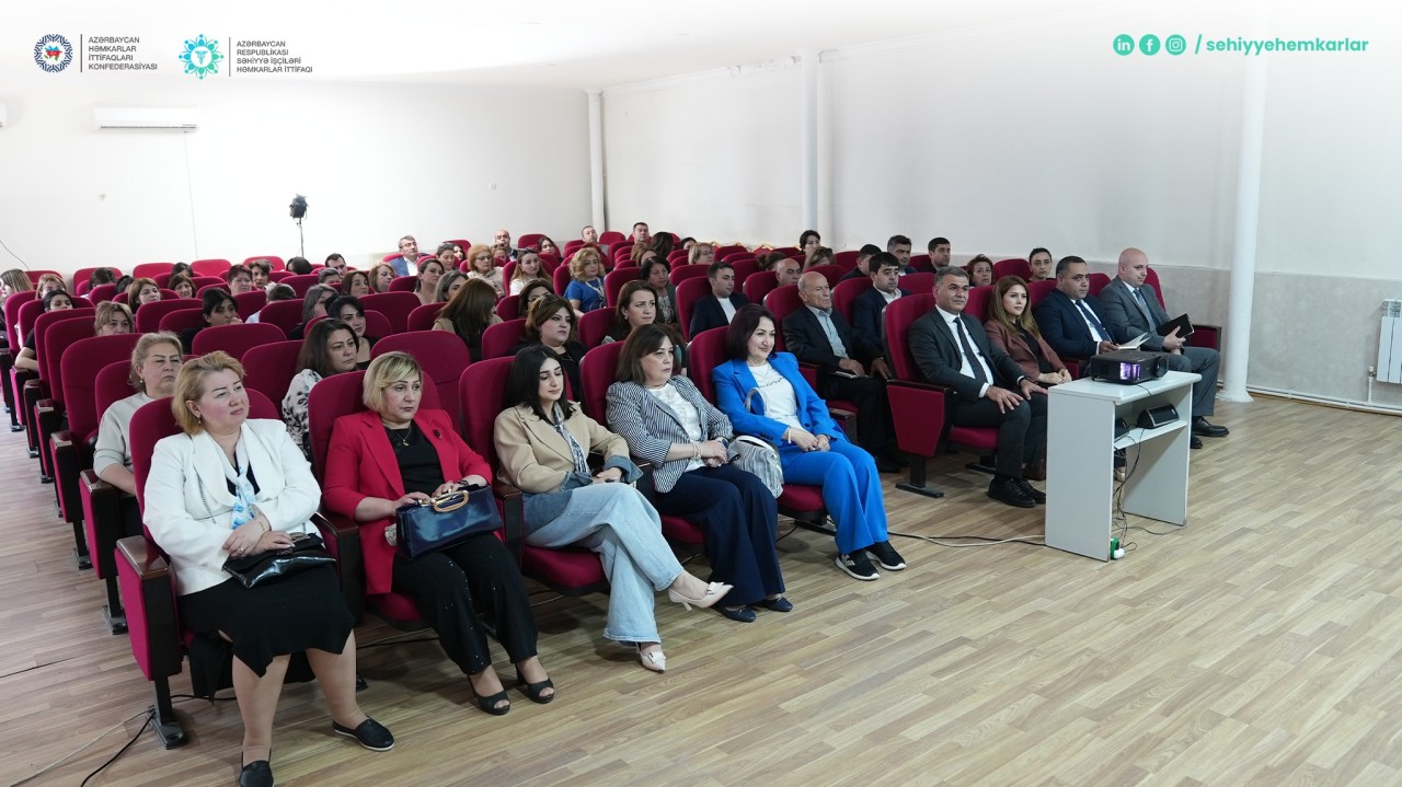Səhiyyə İşçiləri Həmkarlar İttifaqının rəhbərliyi Gəncədə görüş keçirdi - FOTOLAR