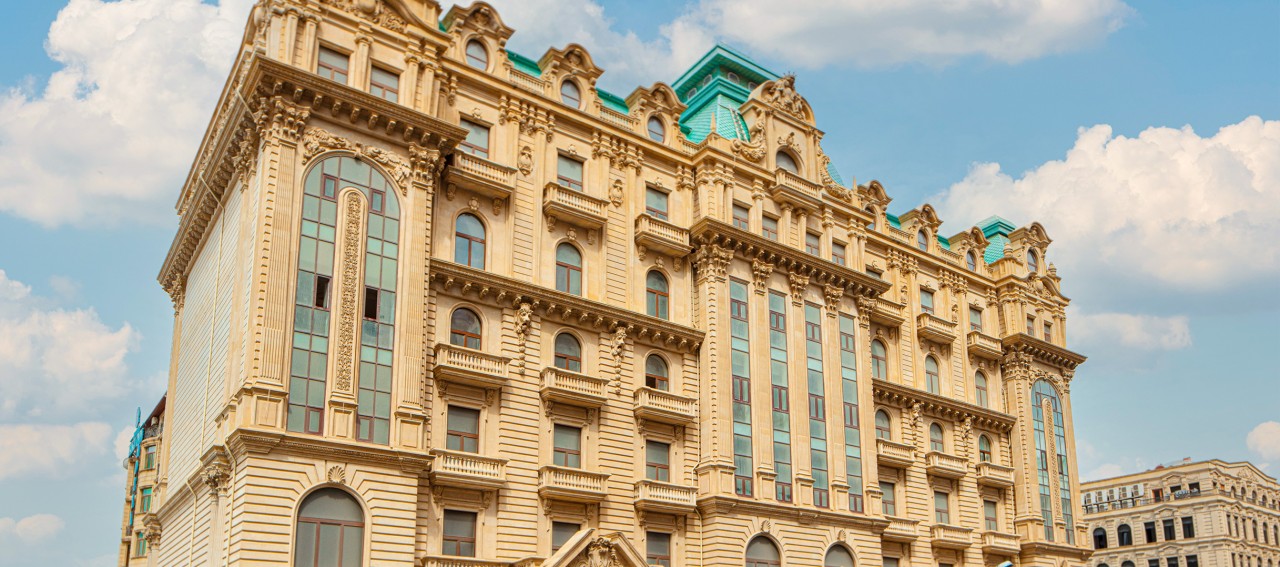 “Kristal”dan paytaxtın mərkəzində premium yaşayışın simvolu – “Royal Residence” (FOTOLAR)