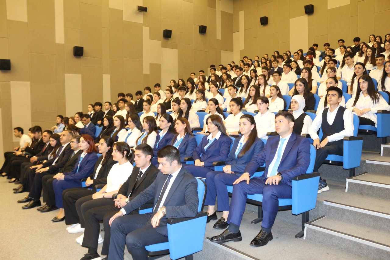 YAP Xətai rayon təşkilatı “Milli Qurtuluşdan Zəfərə Aparan Yol” mövzusunda tədbir keçirdi - FOTOLAR