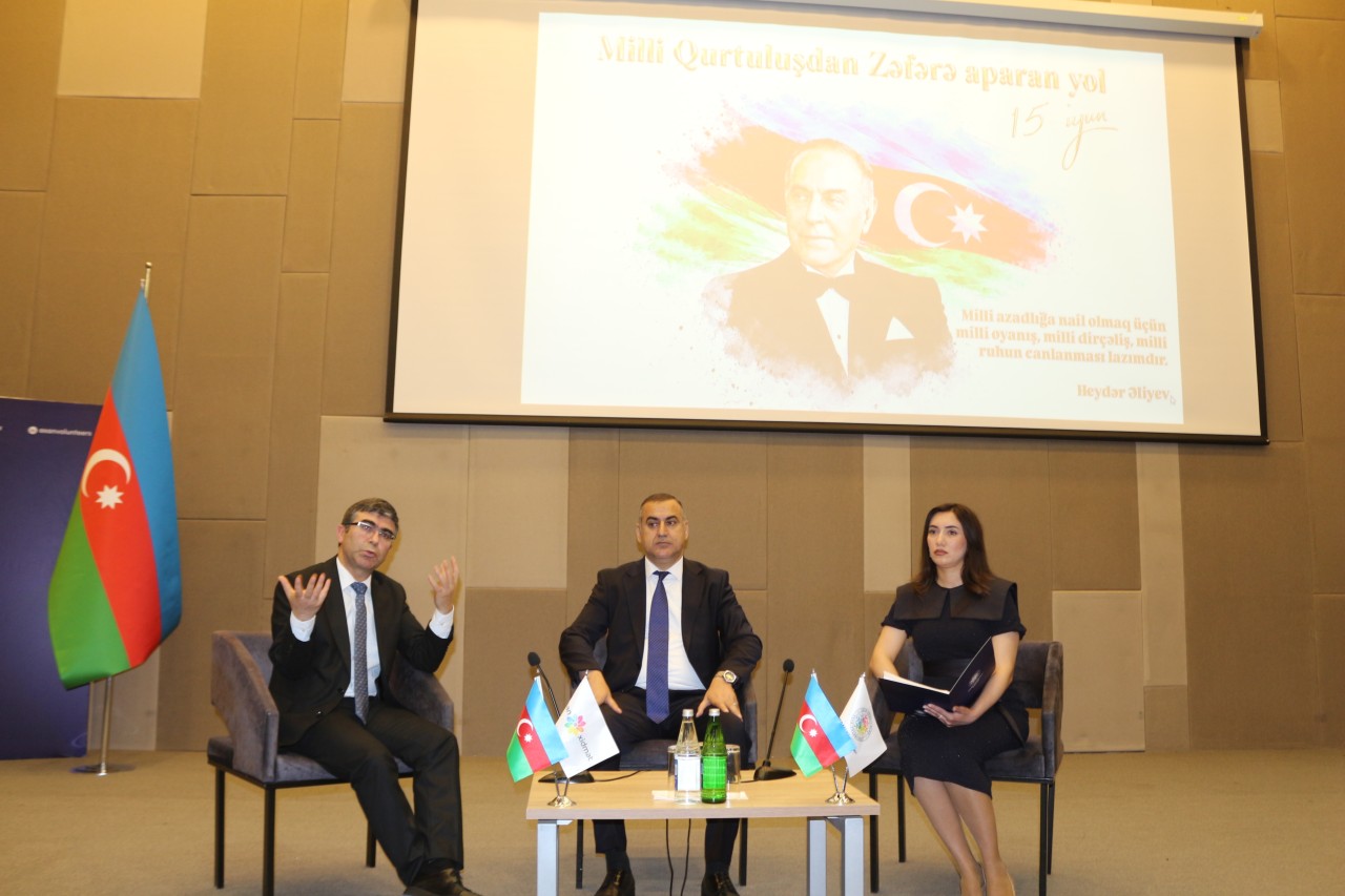 YAP Xətai rayon təşkilatı “Milli Qurtuluşdan Zəfərə Aparan Yol” mövzusunda tədbir keçirdi - FOTOLAR