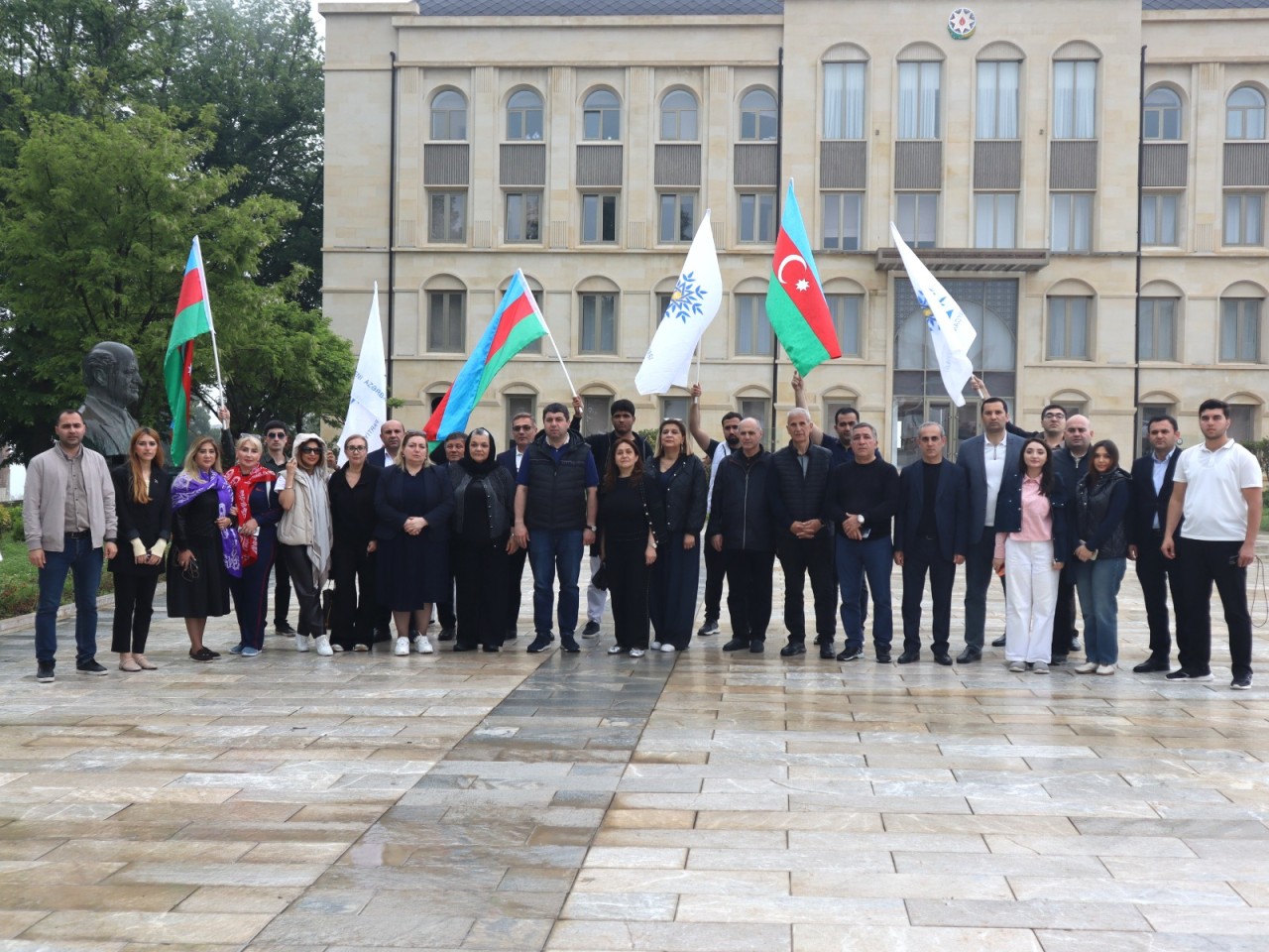 YAP Yasamal rayon təşkilatının nümayəndələri Qarabağa səfər etdilər - FOTOLAR