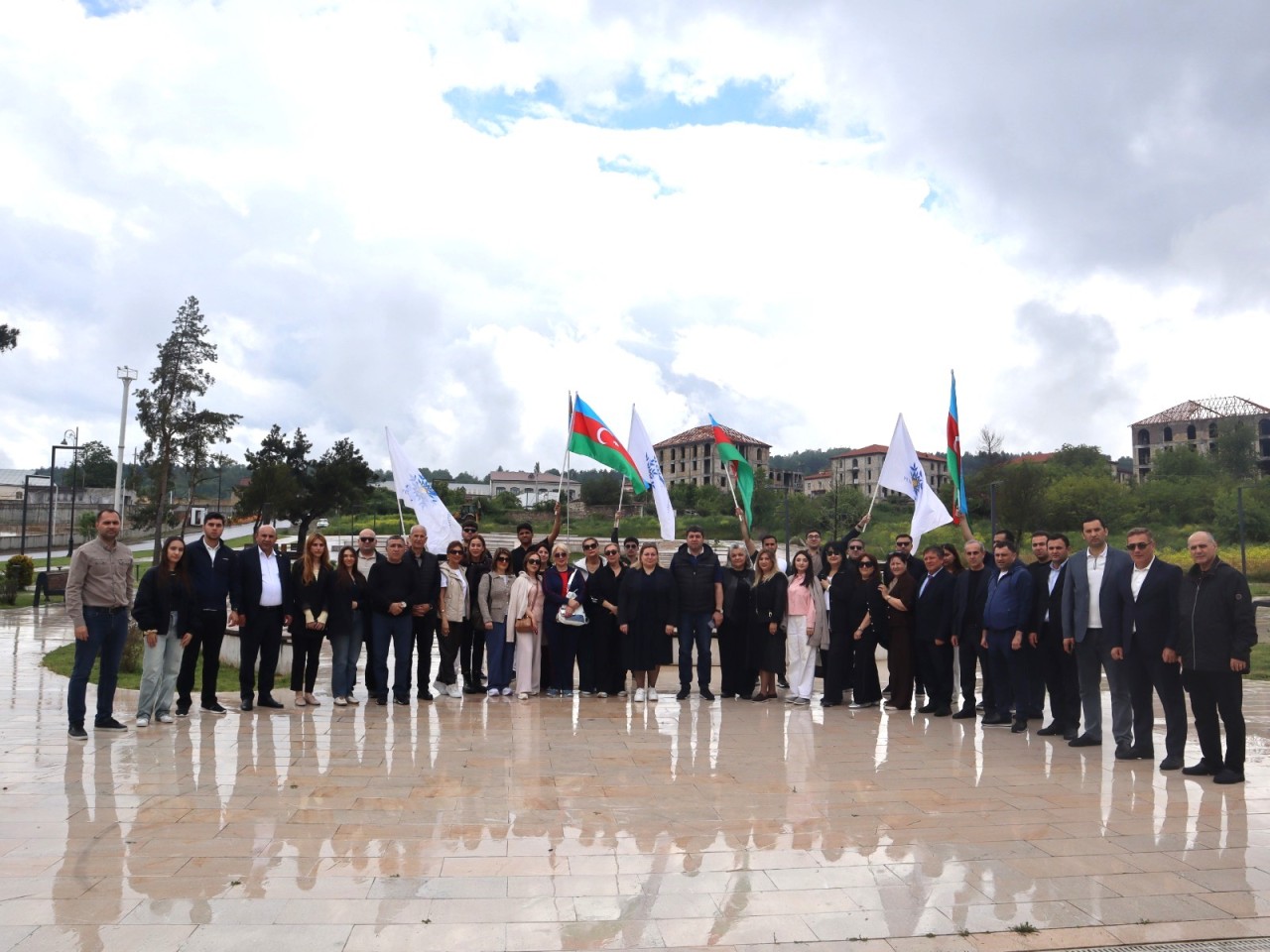 YAP Yasamal rayon təşkilatının nümayəndələri Qarabağa səfər etdilər - FOTOLAR
