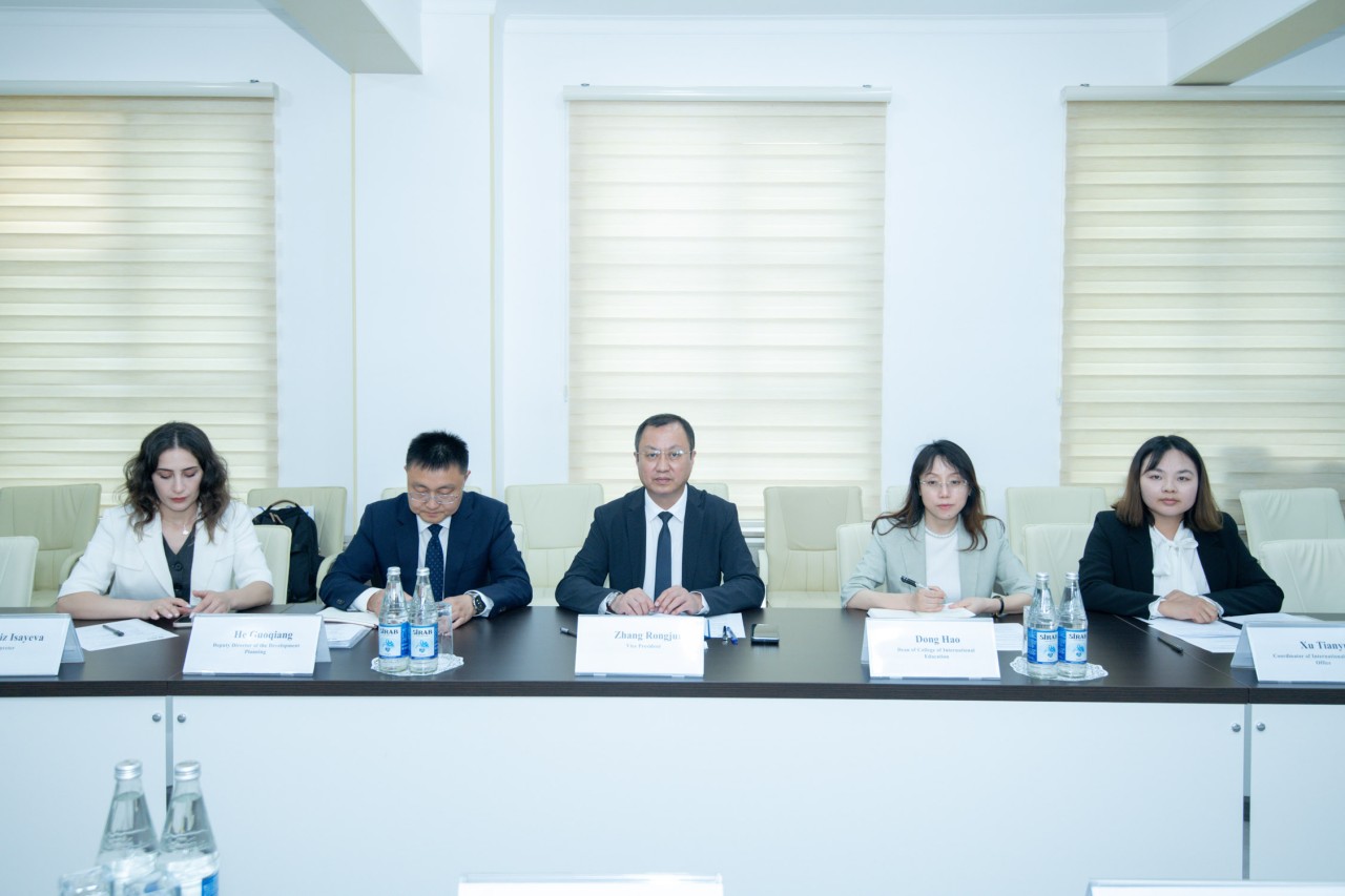 BMU ilə Çinin Sian Şiyou Universiteti arasında memorandum imzalandı - FOTOLAR