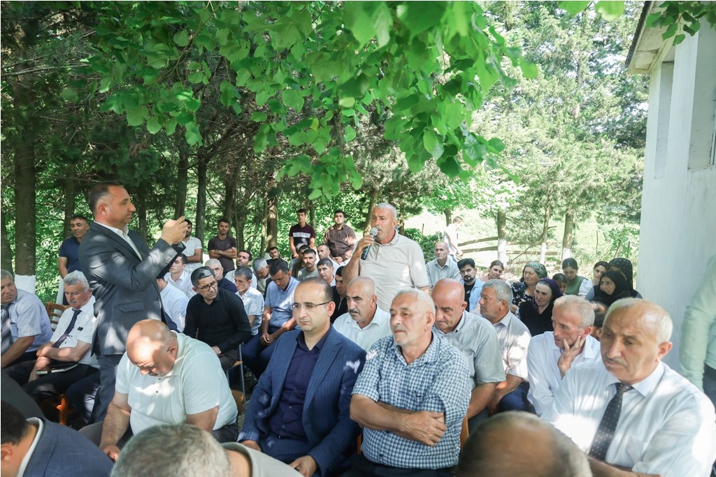 Taleh Qaraşov ucqar dağ kəndlərində növbəti qəbul keçirdi - FOTOLAR