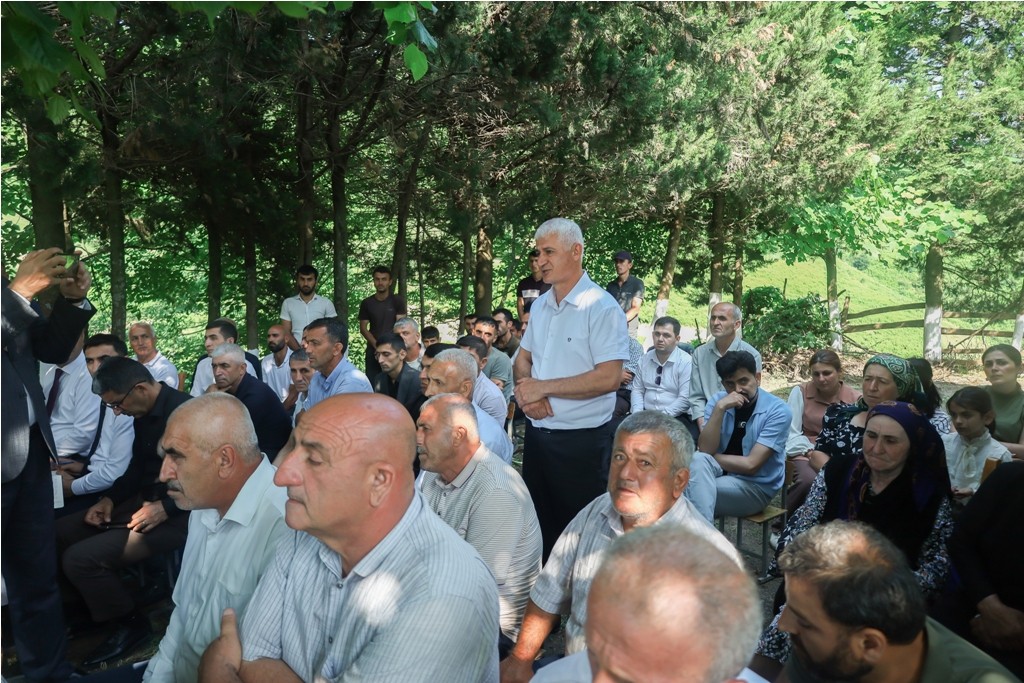 Taleh Qaraşov ucqar dağ kəndlərində növbəti qəbul keçirdi - FOTOLAR
