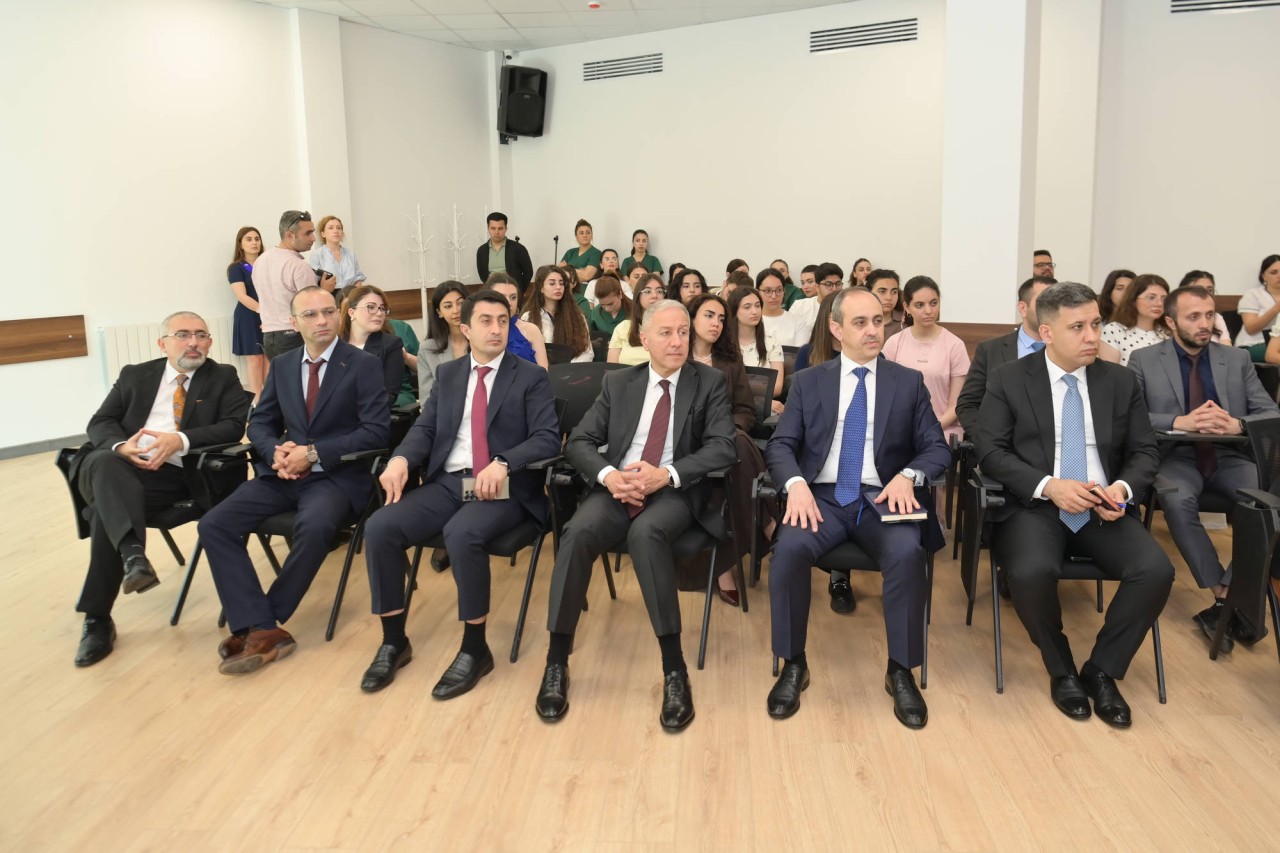 Emin Əmrullayev Qarabağ Universitetinin Klinikasında olub - FOTOLAR