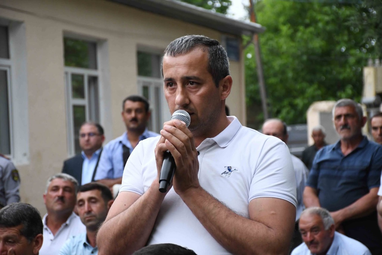 Vaqif Həsənovun rayonun Sarıcalı kəndində səyyar qəbul-görüşü keçirilib - FOTOLAR