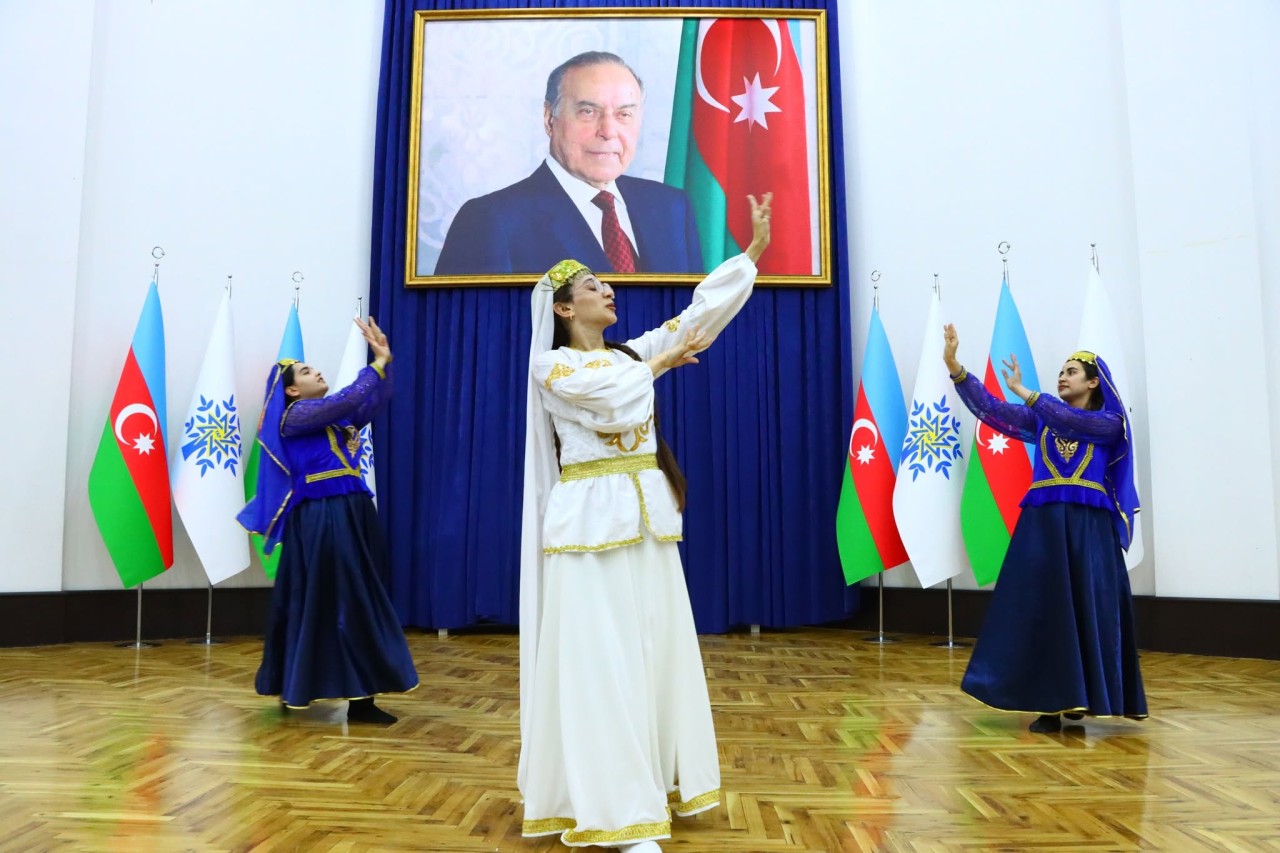 Gəncədə Milli Qurtuluş Gününə həsr olunmuş tədbir keçirilib - FOTOLAR