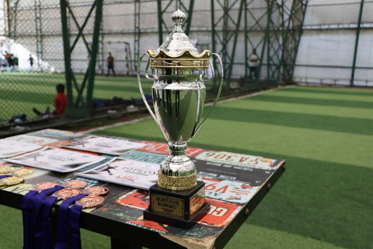 Sumqayıtda “Qurtuluş Kuboku – 2026” minifutbol turniri başa çatıb - FOTOLAR
