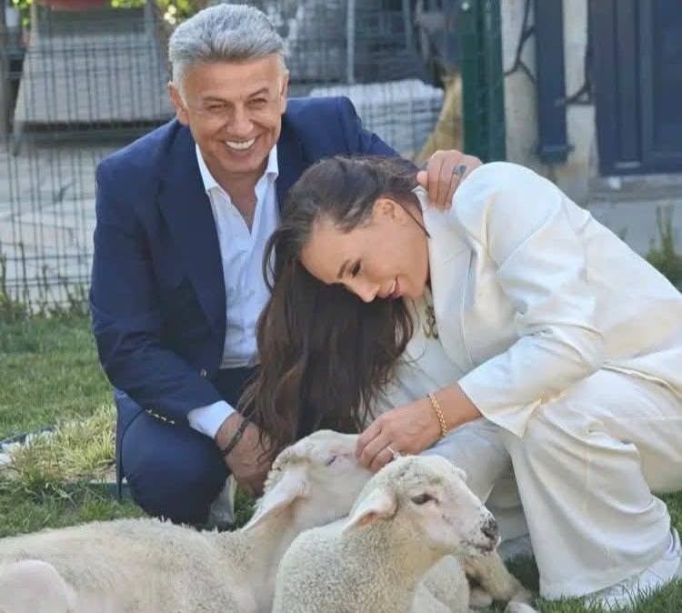 Asena "bacı" dediyi qadının keçmiş əri ilə sevgilidir - FOTO