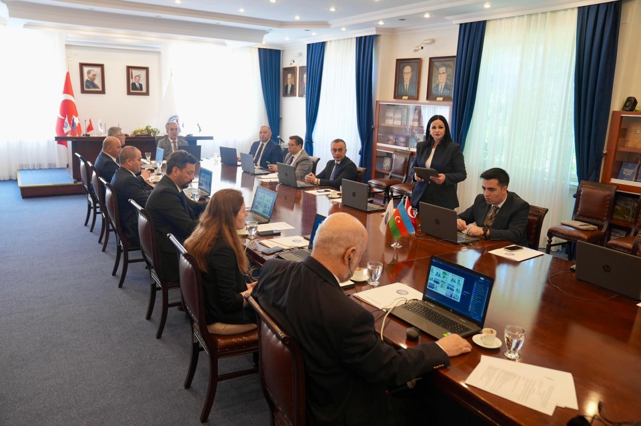 İzmirdə ADAU-EGE rəhbər komitəsinin növbəti görüşü keçirilib - FOTOLAR