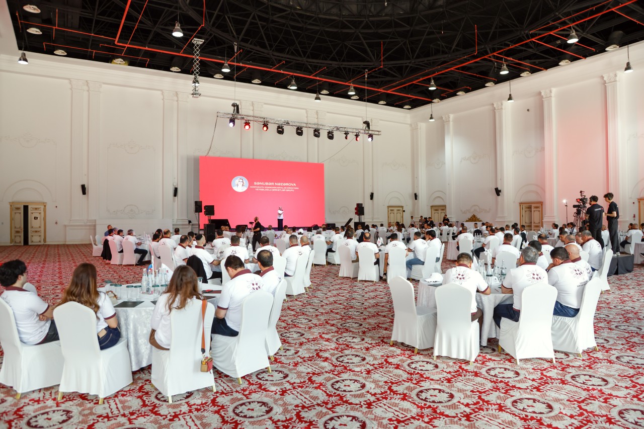 Veysəloğlu Şirkətlər Qrupu forum keçirdi - FOTOLAR