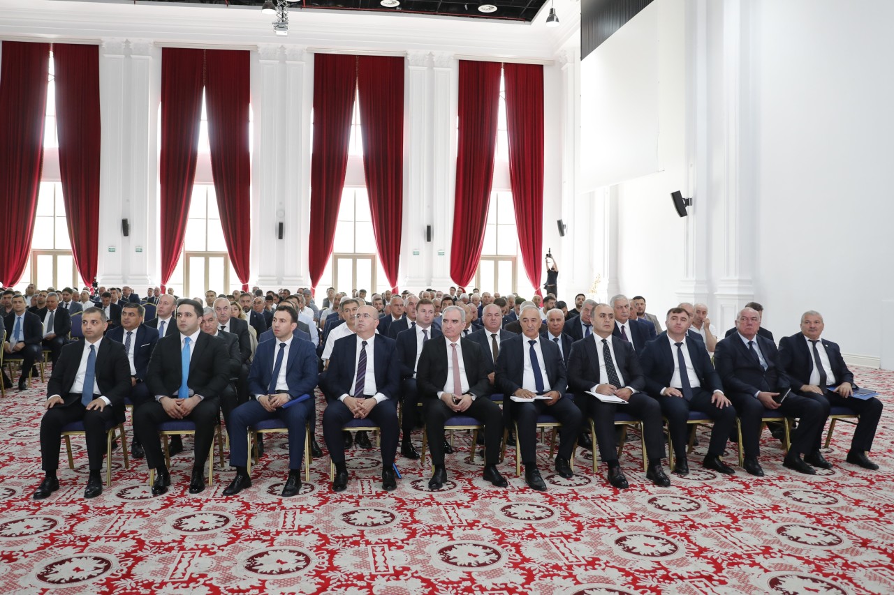 Prezidentin köməkçisi Qubada regional müşavirə keçirdi - FOTOLAR