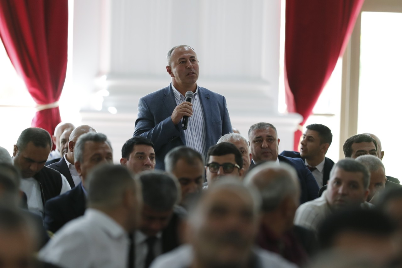 Prezidentin köməkçisi Qubada regional müşavirə keçirdi - FOTOLAR