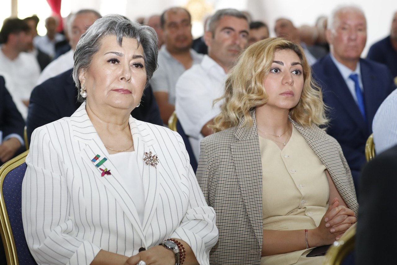 Prezidentin köməkçisi Qubada regional müşavirə keçirdi - FOTOLAR