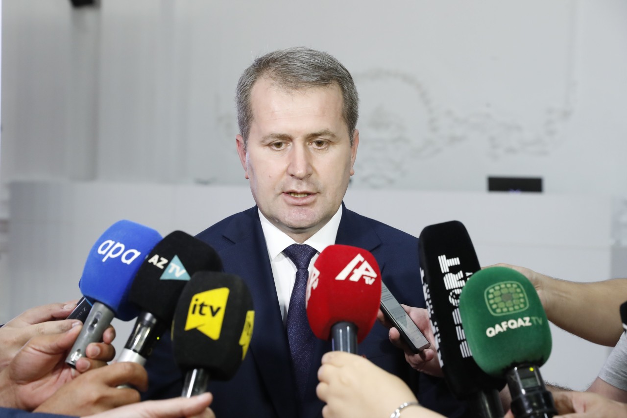 Prezidentin köməkçisi Qubada regional müşavirə keçirdi - FOTOLAR