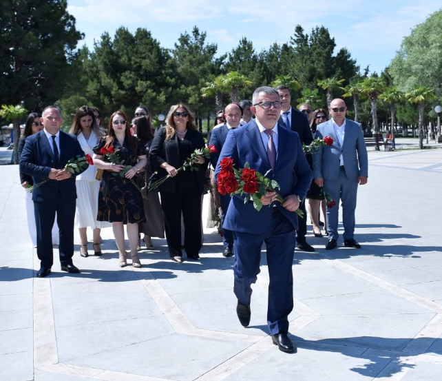 Sumqayıtda Tibb İşçilərinin Peşə Bayramı Günü qeyd olunub - FOTOLAR