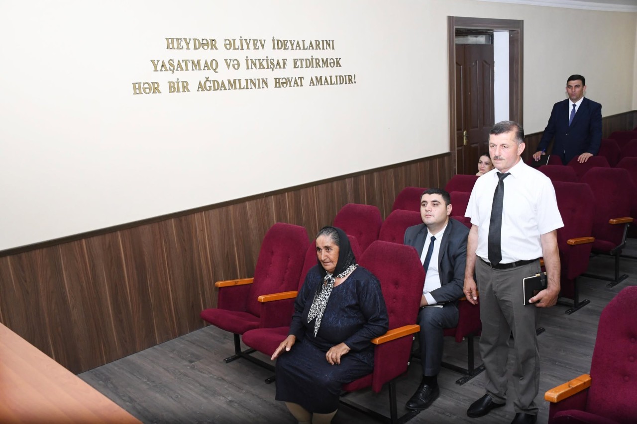 Ağdam Rayon İcra Hakimiyyətində vətəndaşların növbəti qəbulu keçirilib - FOTOLAR