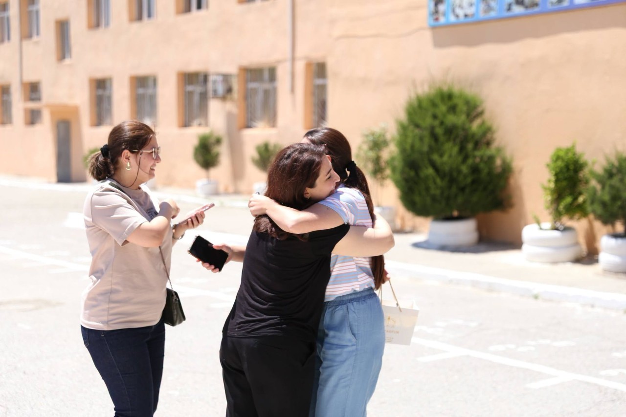 Müəllimlər imtahandan sonra... - FOTOLAR