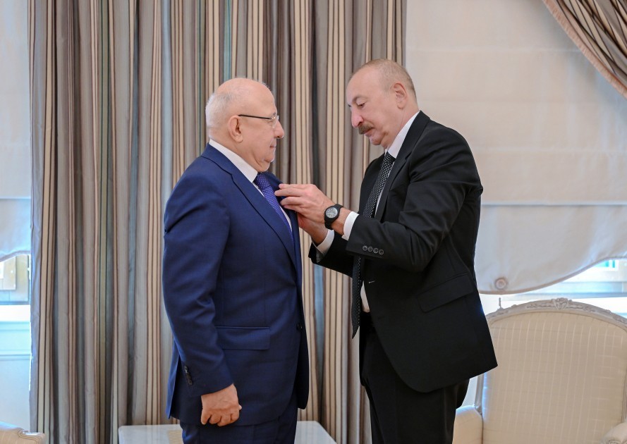 Prezident Qurban Qurbanova “Dostluq” ordenini təqdim etdi - FOTOLAR