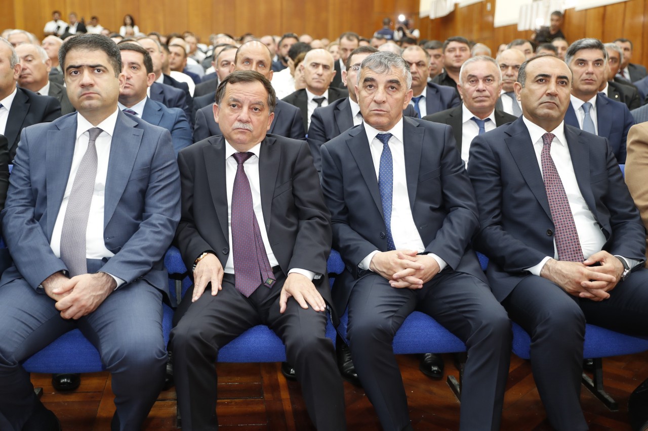 Natiq Əmirov Şəmkirdə regional müşavirə keçirdi - FOTOLAR