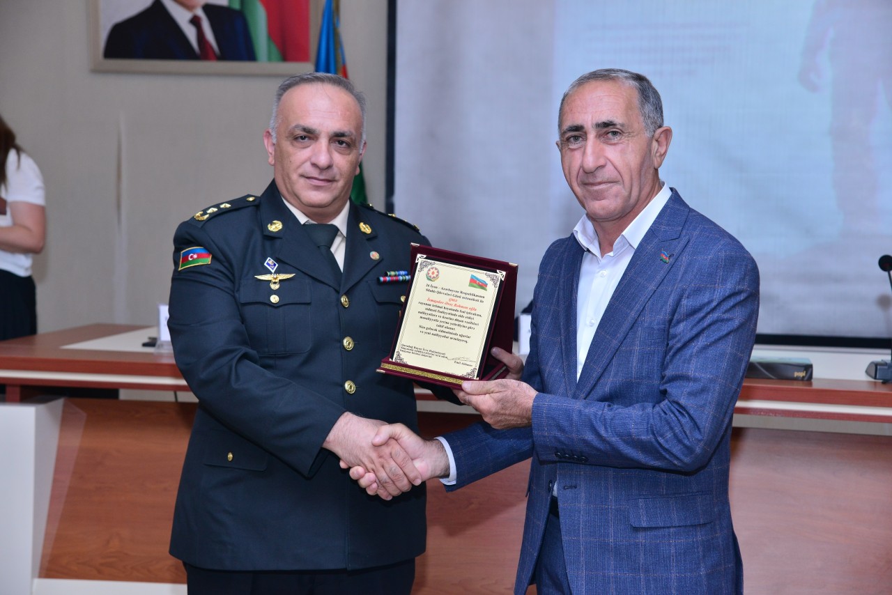 Qaradağda Silahlı Qüvvələr Gününə həsr olunmuş tədbir keçirildi - FOTOLAR