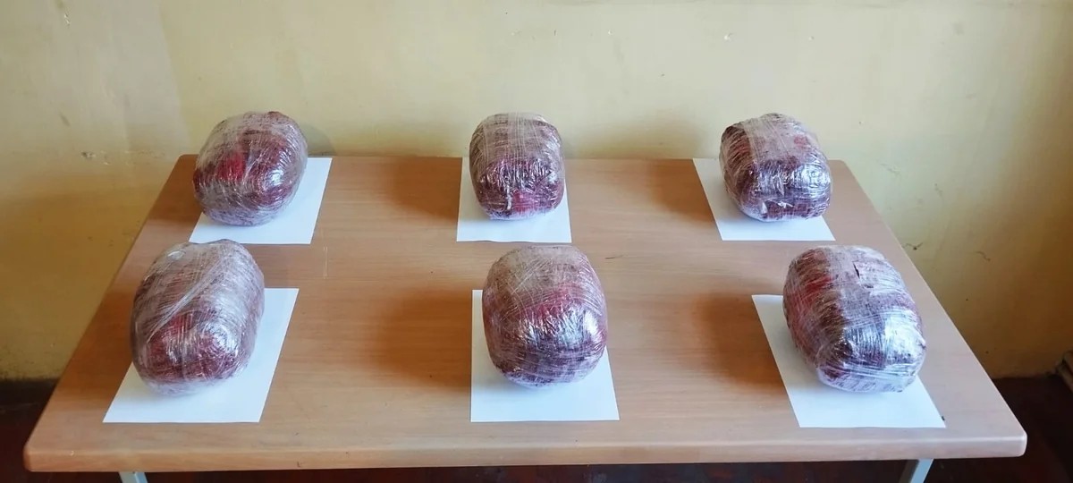 İrandan Azərbaycana PUA ilə narkotik keçirilməsinin qarşısı alındı - FOTOLAR İrandan Azərbaycana PUA ilə narkotik keçirilməsinin qarşısı alındı - FOTOLAR