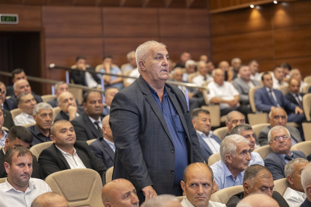 Prezidentin köməkçisi və nazir Sabirabadda regional müşavirə keçirdi - FOTOLAR