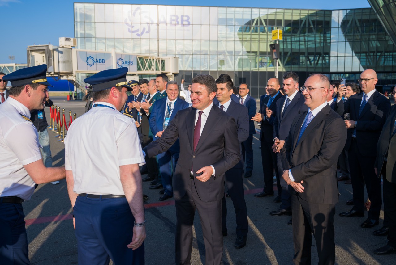 AZAL təyyarə parkına ilk yeni nəsil "Airbus A321neo"nu əlavə etdi - FOTOLAR