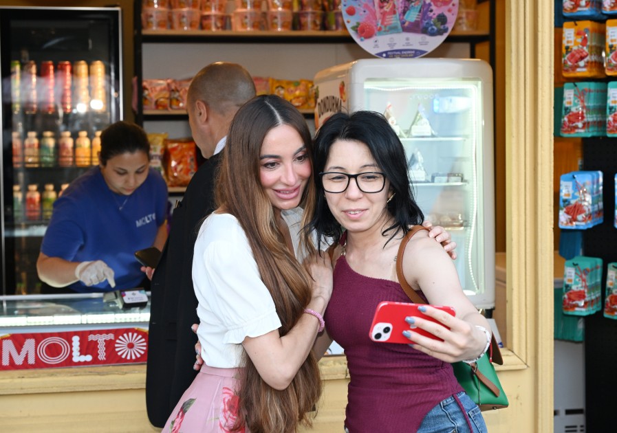 Leyla Əliyeva və Arzu Əliyeva “CandyFest” yay festivalında - FOTOLAR