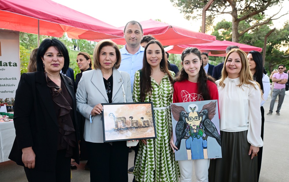 Leyla və Alona Əliyevalar Xeyirxahlıq Festivalında - FOTOLAR