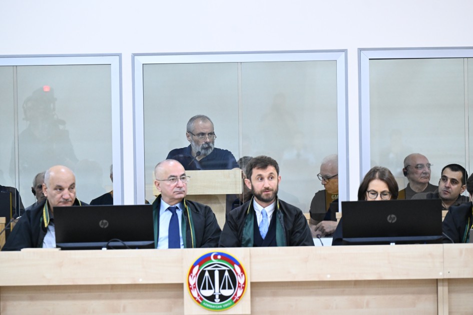 Arayikgilin növbəti məhkəməsi oldu - FOTOLAR