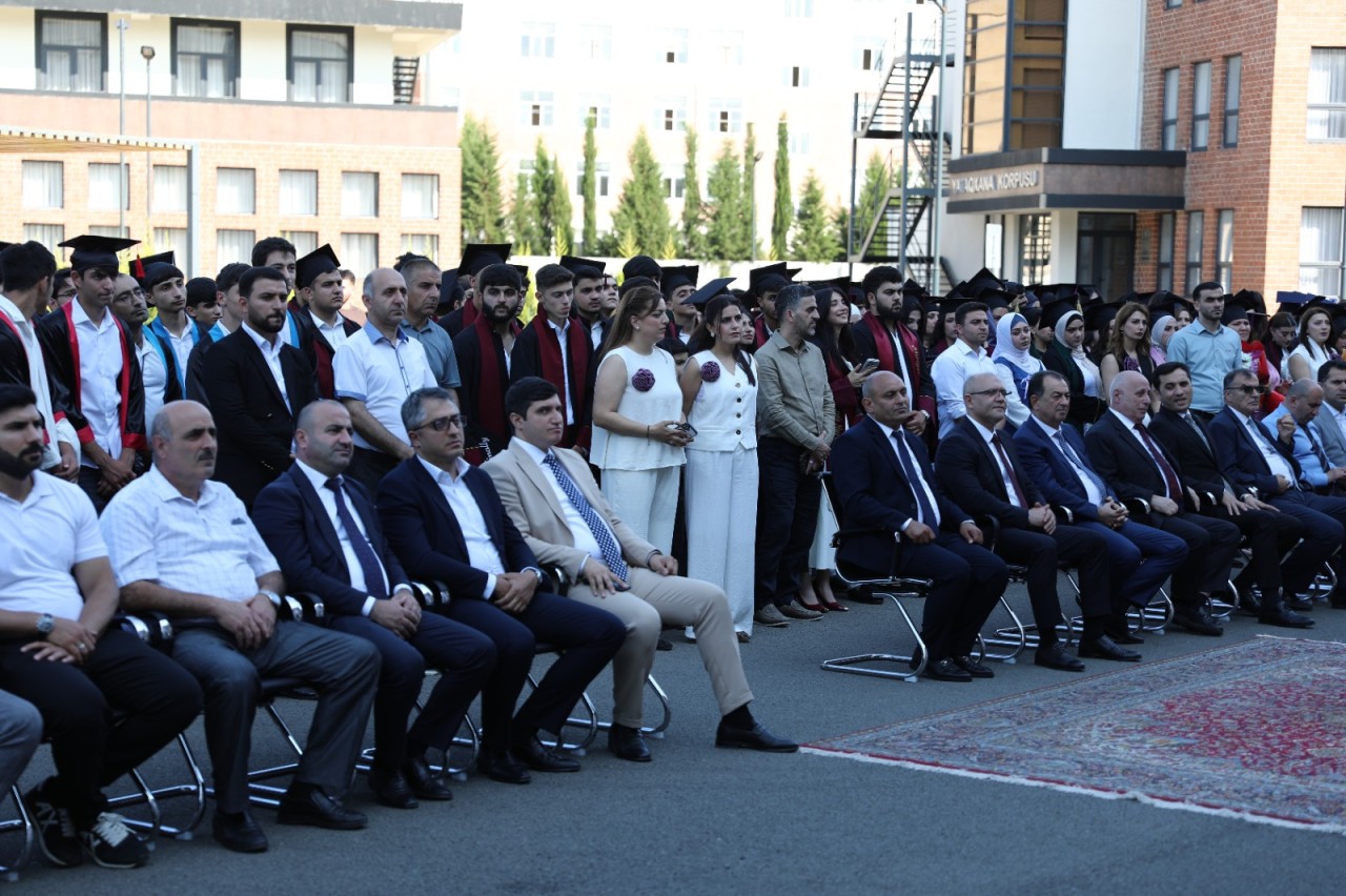 Taleh Qaraşov Lənkəranda “Məzun Günü”ndə iştirak edib - FOTOLAR