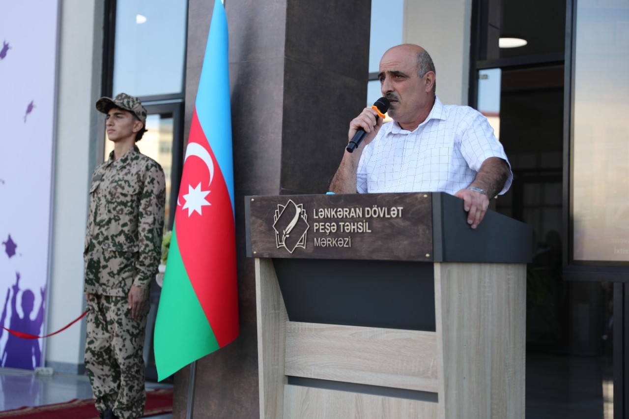 Taleh Qaraşov Lənkəranda “Məzun Günü”ndə iştirak edib - FOTOLAR