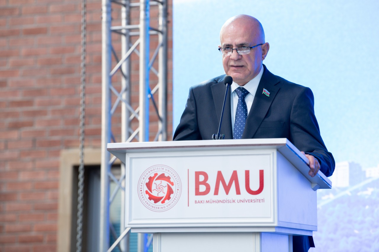 BMU-da “Məzun Günü” təntənəli şəkildə qeyd olundu - FOTOLAR