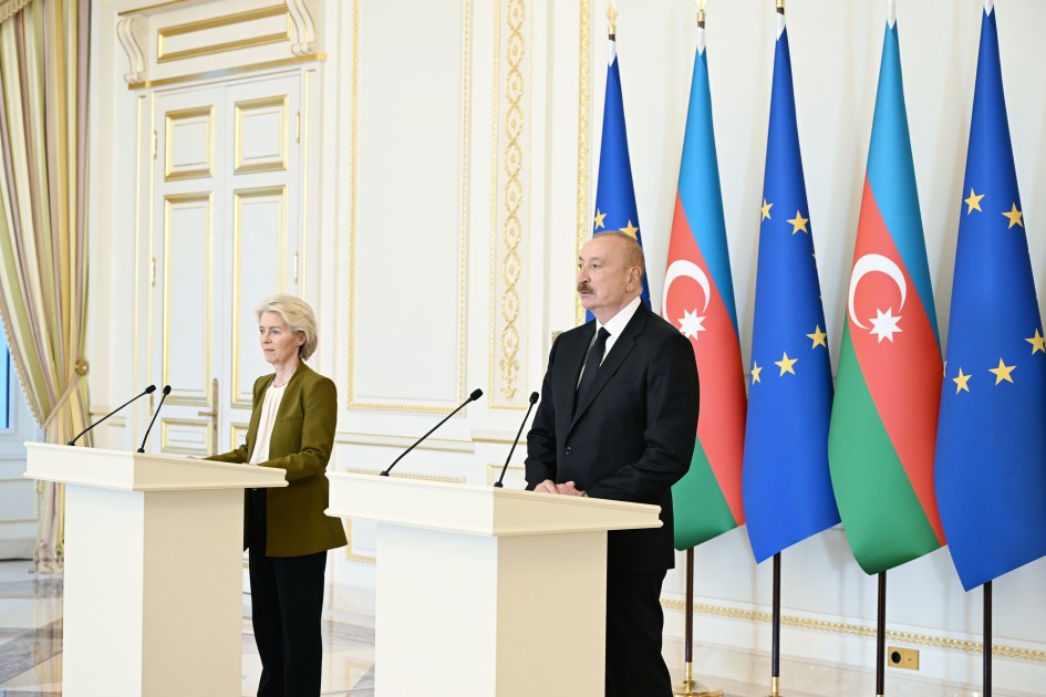 İlham Əliyev və Lyayen mətbuata bəyanatlarla çıxış etdilər - FOTOLAR (YENİLƏNİB)