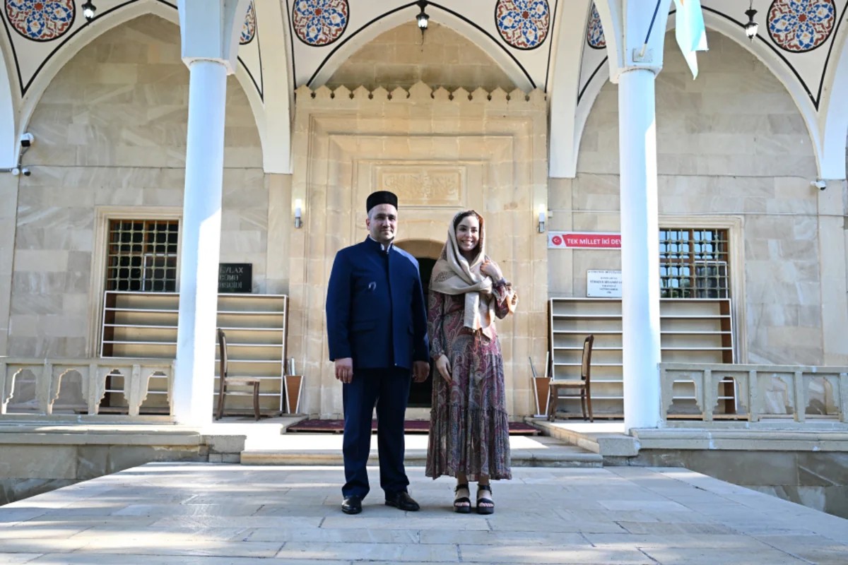 Leyla Əliyeva Cümə məscidini ziyarət etdi - FOTOLAR
