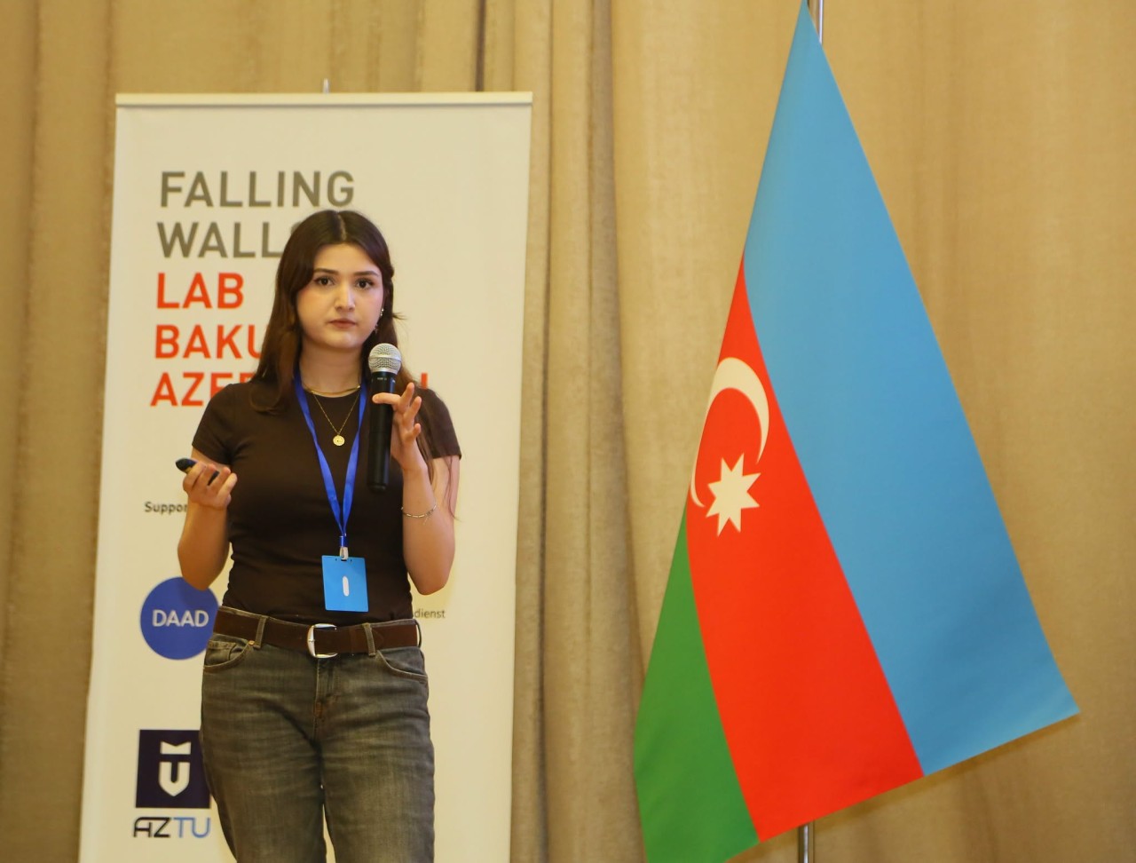 AzTU-da növbəti dəfə “Falling Walls Lab” müsabiqəsi keçirildi - FOTOLAR