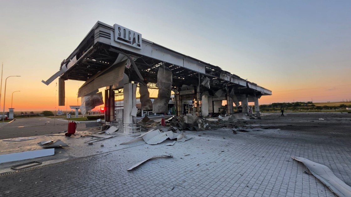 Rusiya SOCAR-ın Ukraynadakı yanacaqdoldurma məntəqəsini bombaladı - FOTOLAR