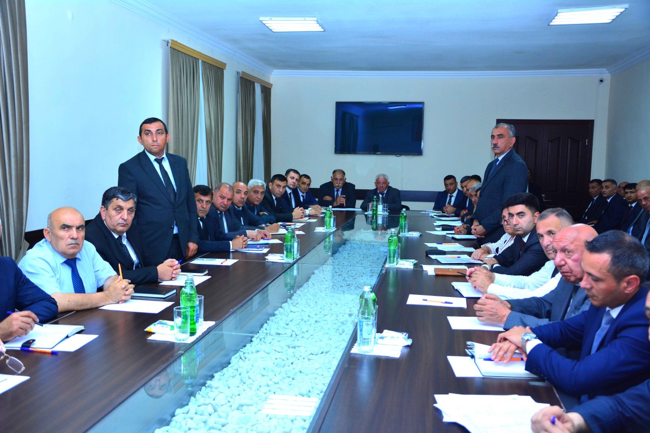 Ağstafada Dövlət Proqramına həsr olunan müşavirə keçirildi - FOTOLAR