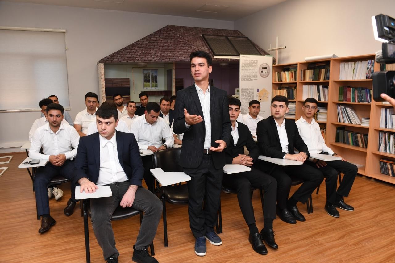 “Azərişıq” və Agentliyin birgə layihəsi: İşsizlər yeni imkanlar əldə edib (FOTOLAR)